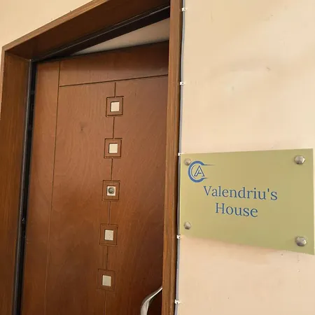Valendriu's House Daire